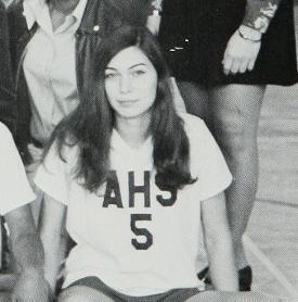 Donna Wiscott's Classmates profile album