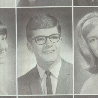 Earl Mitchell's Classmates profile album