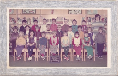 Kinder Garten Elkhorn Public School,Miss Devey