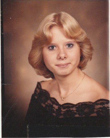 Carolyn Delp's Classmates profile album