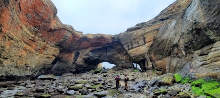 Inside Devil's Punchbowl OR Coast