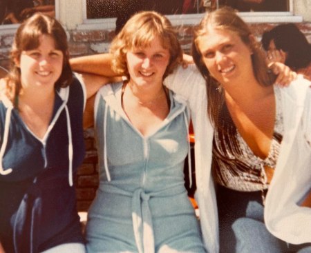 Margaret Oerlemans' Classmates profile album