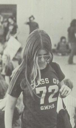 Lisa Ostroff's Classmates profile album