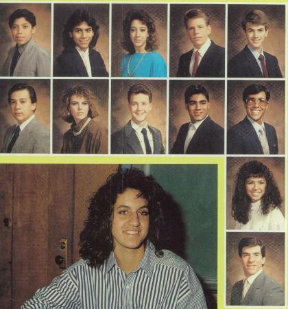 Robert Gonzales' Classmates profile album