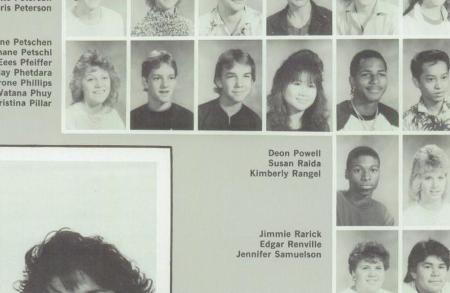 Tracy Phillips' Classmates profile album