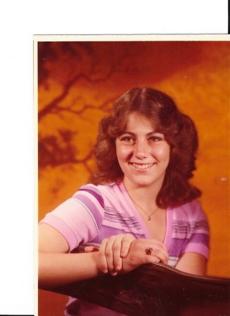 Elaine Davis' Classmates profile album