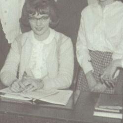 Carol Pfingsten-Lutes' Classmates profile album