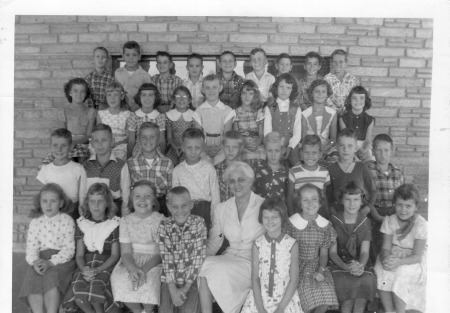 FOURTH GRADE CLASS 1955-56