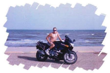 On my 91 Ninja on galveston Seawall circa 1995