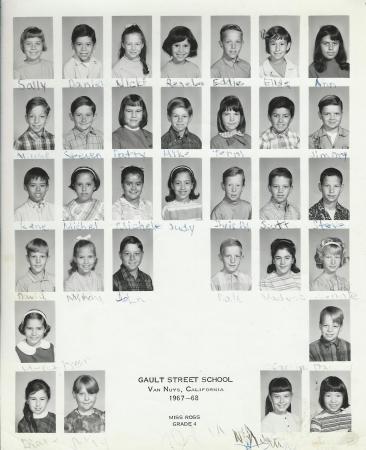 1967-68 Miss Ross 4th grade Gault St. Class