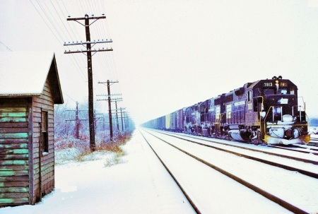 1974- Penn Central Train at Minoa.