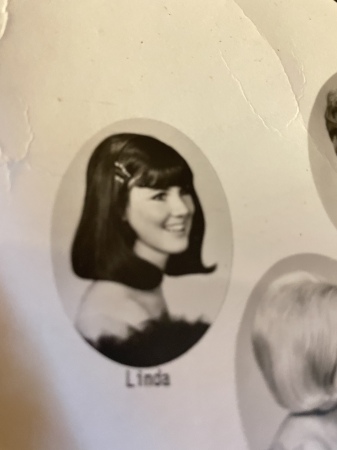 Linda Ryan's Classmates profile album