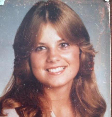 Lisa Joyce's Classmates profile album