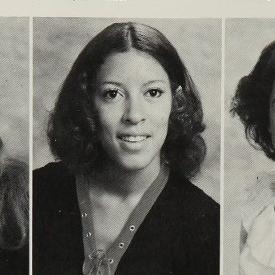 Deedee McGinnis' Classmates profile album