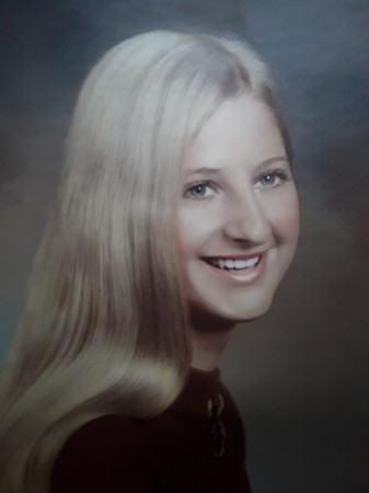 Linda Hathaway's Classmates profile album