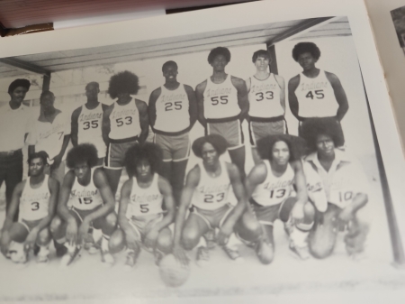 Ronnie Delaford's Classmates profile album