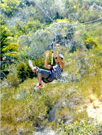 Davonee ziplining.....