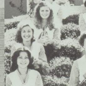 Donna Lewis' Classmates profile album