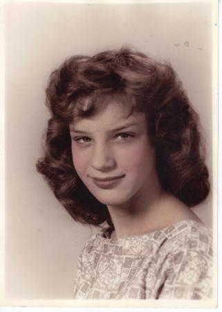 Linda Winters' Classmates profile album