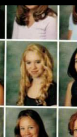 Amber Saunders' Classmates profile album