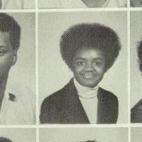 Lynn Jones' Classmates profile album