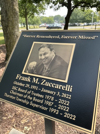 Frank Zuccarelli's Classmates profile album