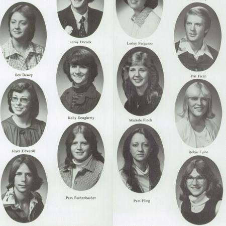 Dawnita Carlson's Classmates profile album