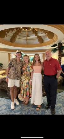 Atlantis vacation with our grandkids ❤️