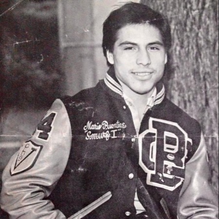 Mario Puentes' Classmates profile album