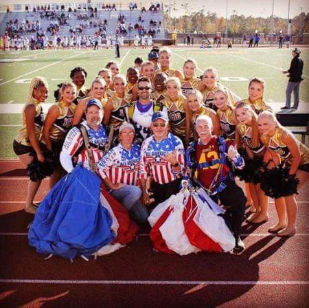 Photo op with cheerleaders at the MS Bowl