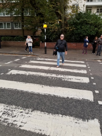 Abbey Road crossing 