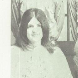 Linda Hughes' Classmates profile album