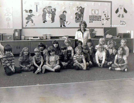 Sue Davis' Classmates profile album