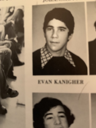 Evan Kanigher's Classmates profile album
