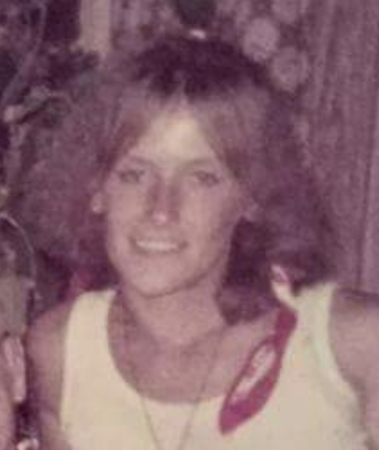 Debbie Lowe's Classmates profile album