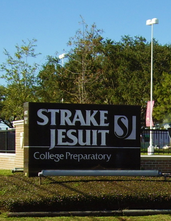 Strake Jesuit College Preparatory Logo Photo Album