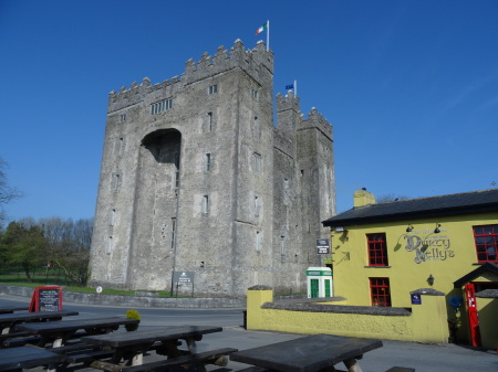 Bunratty Castle , Ireland