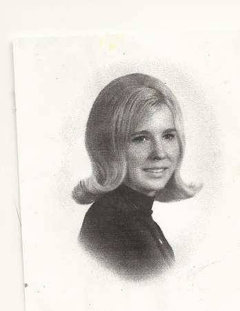 Linda Montgomery's Classmates profile album