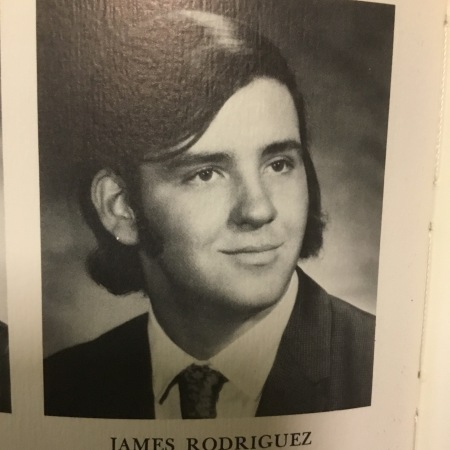 James Rodriguez's Classmates profile album
