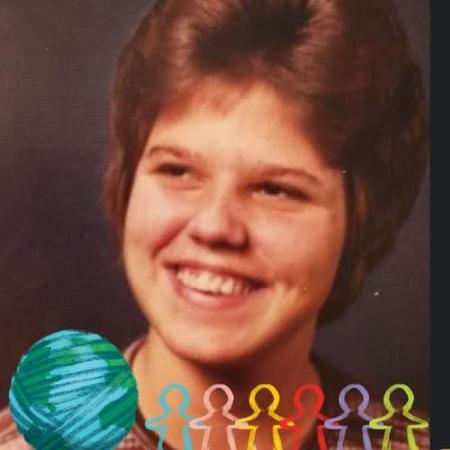 Teri Van Pelt's Classmates® Profile Photo