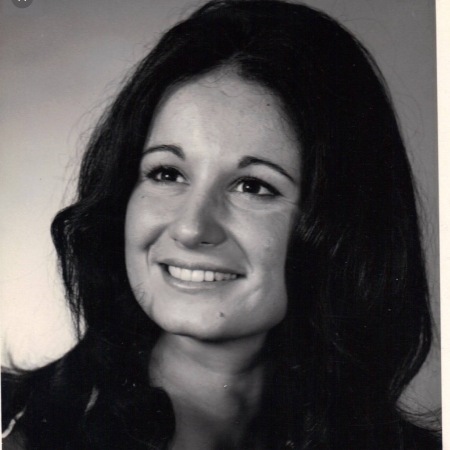 Linda DeMeester's Classmates® Profile Photo
