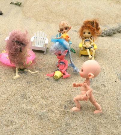 Fun at the beach!   Uh oh!  A streaker!