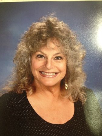 Linda Lopes - Zalesky's Classmates® Profile Photo