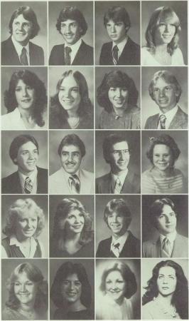 Suzy Saunders' Classmates profile album