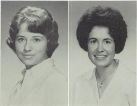 Gloria Davis' Classmates profile album