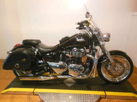 Jeff's 2010 Triumph Thunderbird