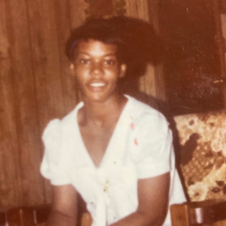 Minnie Powell's Classmates profile album