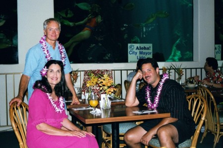 Donna, Grant & son, Cash, in Hawaii -June 2003