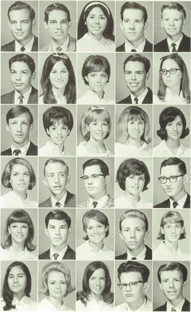 Lynn Hodges' Classmates profile album