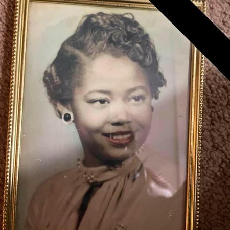 BETTY SIMS's Classmates® Profile Photo